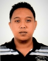 Dr. Adam Namingsan