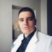 Dr. Artur Holubka